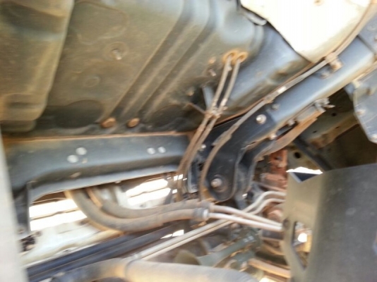 รถฮีโน่ 6 ล้อดั้ม 175 แรงม้า ปี 54   สนใจติดต่อ 081 - 6079515