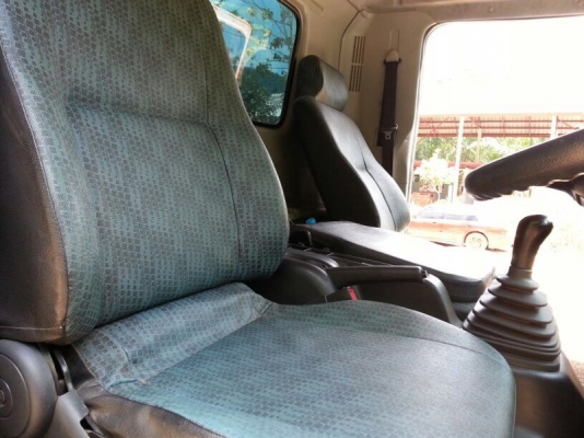 รถฮีโน่ 6 ล้อดั้ม 175 แรงม้า ปี 54   สนใจติดต่อ 081 - 6079515