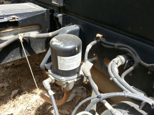 รถฮีโน่ 6 ล้อดั้ม 175 แรงม้า ปี 54   สนใจติดต่อ 081 - 6079515