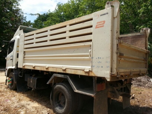 รถฮีโน่ 6 ล้อดั้ม 175 แรงม้า ปี 54   สนใจติดต่อ 081 - 6079515