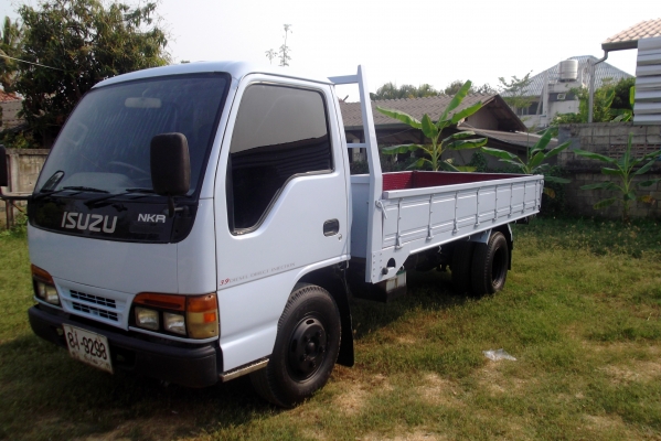 ISUZU NKR 110 แรง ปี39 หัวการ์ตูน ISUZU NKR 110 แรง ปี39 หัวการ์ตูน