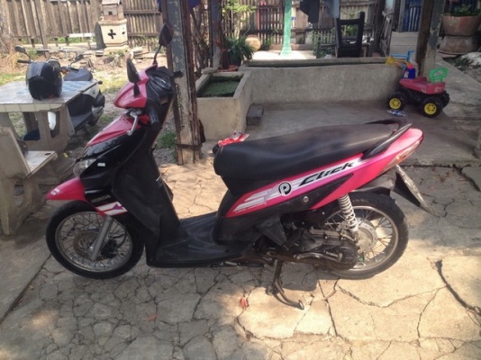 ขายhonda click play 110 สีชมพูดำ รถบ้านเดิมๆ