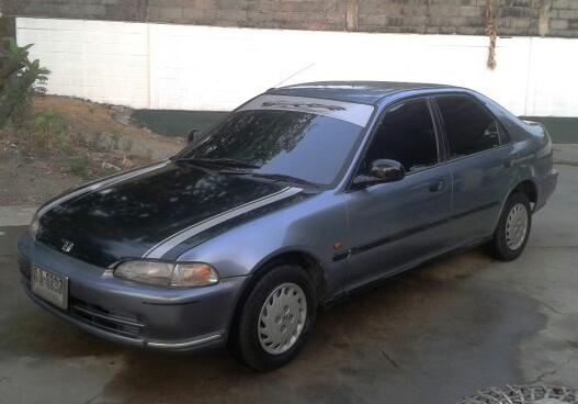 ขายซิวิคหัวฉีดD15Bติดแก๊สLPGเกียร์Autoสีสวยภาษีเต็ม(พร้อมขับส่ง)