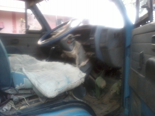 ขายหกล้อ NKR110แรง หัวแคซซี ปี36 ทะเบียนพร้อมโอน