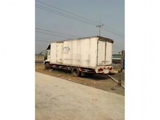 ขายร็อกกี้165แรง ตู้แห้ง3บาน ยาว6.20เมตร เอกสารพร้อมโอน