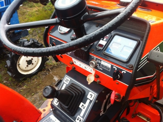 ขายรถไถนั่งขับ Hinomoto E1804 มือสองญี่ปุ่น สภาพดีมาก