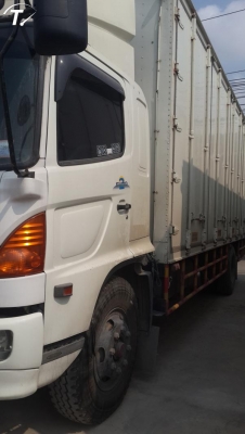 ขายขายรถตู้HINO MEGA FG ยาว 7.20เมตร