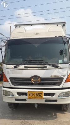 ขายขายรถตู้HINO MEGA FG ยาว 7.20เมตร