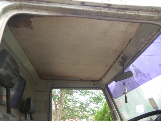 HINO  KM 777  เครื่อง 175 แรง  450,000 บาท