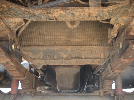 HINO  KM 777  เครื่อง 175 แรง  450,000 บาท