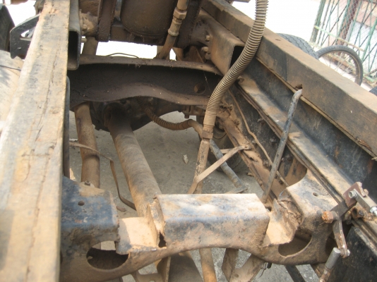 HINO  KM 777  เครื่อง 175 แรง  450,000 บาท