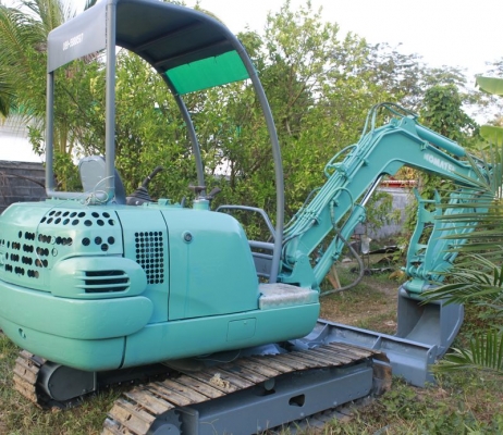 ขายรถขุด ขนาด 30  มี่ที่คีบ ปั้มนิ้ว พร้อมใช้