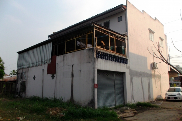 ประกาดขายตึกพานิช2ชั้นครึง3ห้องอยู่ทีอ.บรบือจ.สารคราม