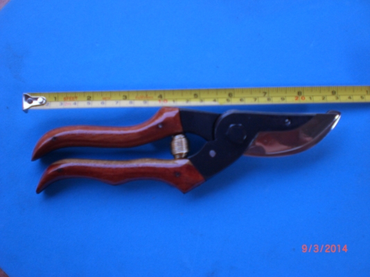 ขายกรรไกรตัดกิ่งคุณภาพทำมือ ขายกรรไกรตัดกิ่งคุณภาพทำมือ