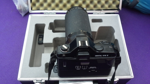 กล้องเก่าพร้อมเลนส์ระยะใกล้Kyocera ยี่ปุ่นพร้อมกระเป๋าสวยๆน่าเก็บมาก3500-ต่อรองได้ สนใจ081-7915677