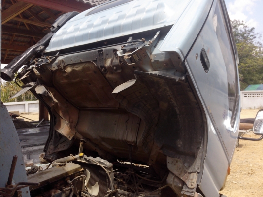 ขายรถ 6 ล้อดัมพ์ ISUZU NPR66LX5T-7103622 เครื่องฝาขาว 120 แรงม้า เฟืองท้าย 145 ราคา 450000