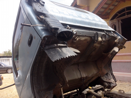 ขายรถ 6 ล้อดัมพ์ ISUZU NPR66LX5T-7103622 เครื่องฝาขาว 120 แรงม้า เฟืองท้าย 145 ราคา 450000