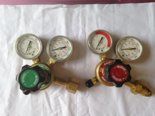 Harris cutting torch model 72-3 Harris cutting torch model 72-3