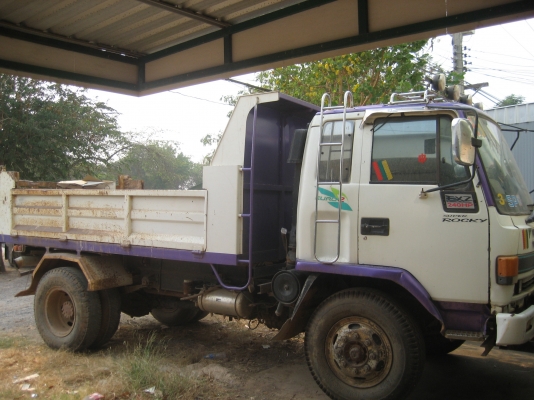 ISUZU   ROCKY    175  แรง   700,000 บาท