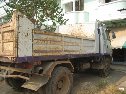 ISUZU   ROCKY    175  แรง   700,000 บาท