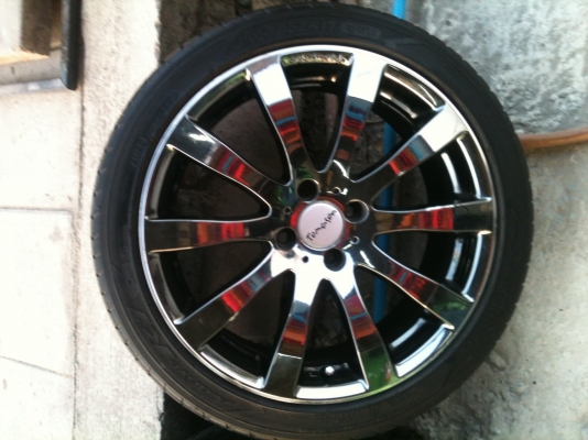 ขายแม็ก17"พร้อมยาง