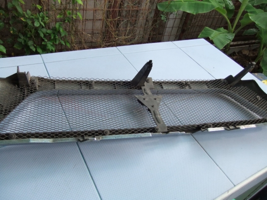 ขายกระจังหน้า จีวากอนปี 03 ขายกระจังหน้า จีวากอนปี 03