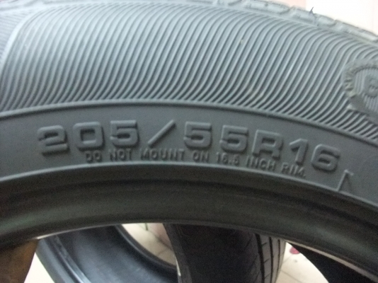 ยาง goodyear 205/55/16 ปี11 มีคู่เดียว สภาพสวยมาก ยาง goodyear 205/55/16 ปี11 มีคู่เดียว สภาพสวยมาก