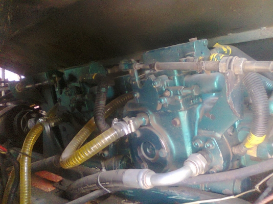 ขายรถเกี่ยวข้าวไทยเส็งมดตะนอย