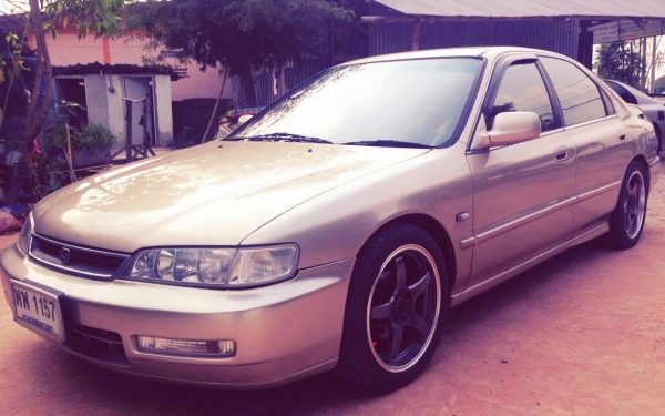 ***ขายแล้วครับขอบคุณ Truck2hand ขายรถเก๋งสวยๆยอดนิยม ยอดจัดเต็ม!!!  ACCORD VTi-L 2.2 MT ปี 40 โฉมไฟท้าย2ก้อน ตัวTOPสุด เครื่องเดิมเกียร์เดิมไม่เคยติดแก๊ส เครื่องแน่นดี แรง ช่วงล่างหนึบ ไม่ส่าย หน้า-หลังเดิมไม่เคยชนหนัก ภายในเก๋งสวยคอนโซลเต็ม พ.พาวเวอร์ ก.