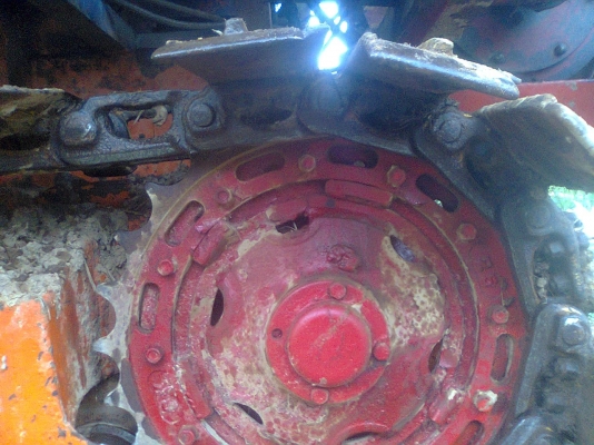 ขายรถเกี่ยวข้าวอุ้มบางไทรการช่างเช็คปั้มและมอเตอร์แล้ว390000บาท