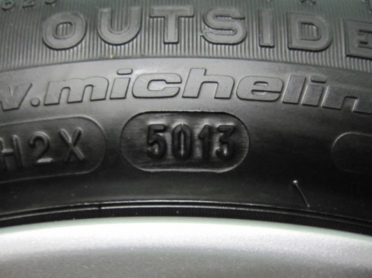 ขายล้อแม็กพร้อมยางป้ายแดง New City ขอบ 15 วิ่ง 50 โล