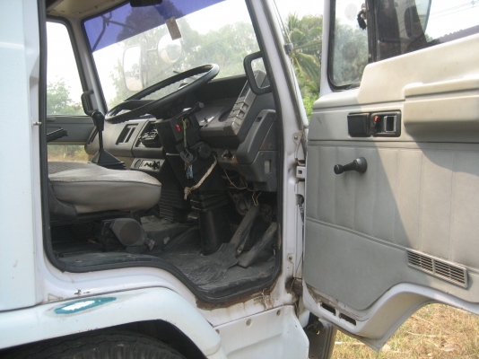 ISUZU   ROCKY    175  แรง   745,000 บาท