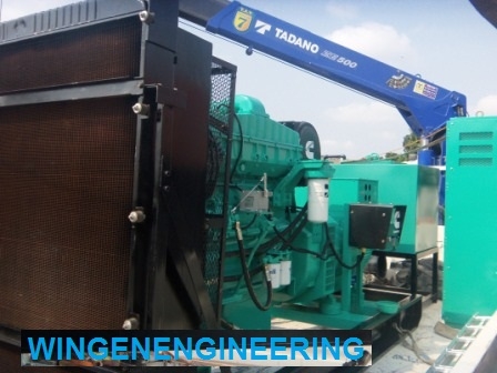 ขายเครื่องปั่นไฟ CUMMINS USA. 300 KVA.