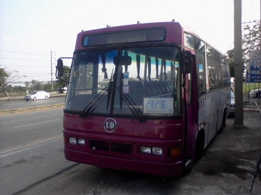 รถบัส นิสสัน UD รถใช้งานปรกติ เครื่องดีแอร์เย็น รถพร้อมใช้ แจ้งจอดแล้ว