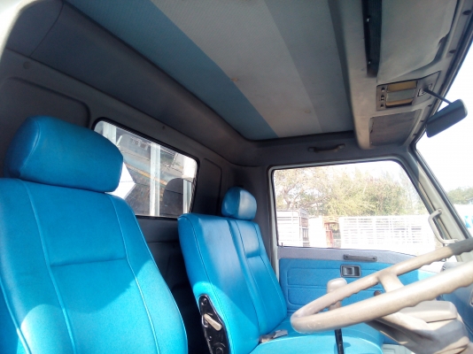 6 ล้อกลาง HINO FC2W. 120 แรงม้า *ยาว5.50 ม.* รถสวยเดิม+สวยจริง *รถห้างแท้* ( เอกสารพร้อมโอน )