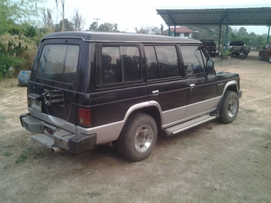 ขายmitsubichi  pajero เครื่อง1j  auto  ติดแก๊ส