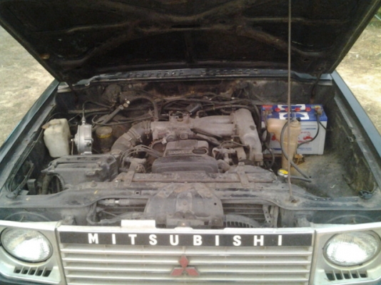 ขายmitsubichi  pajero เครื่อง1j  auto  ติดแก๊ส