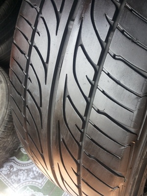 ขายยาง215/50/17 ปี 0712 DUNLOP LM703 1 คู่