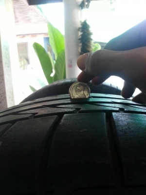 ยาง Bridgestone ขอบ 18 สภาพสวย!!!!!
