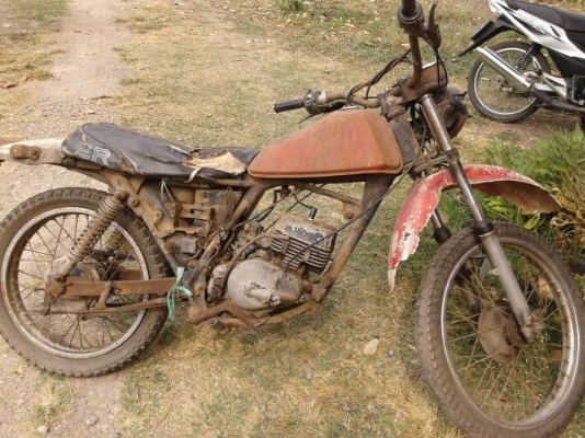 ขายTS125ER แห้งๆมาก 5,000.-(ขายแล้วครับขอบคุณทางwebนี้มากๆเลยครับ)