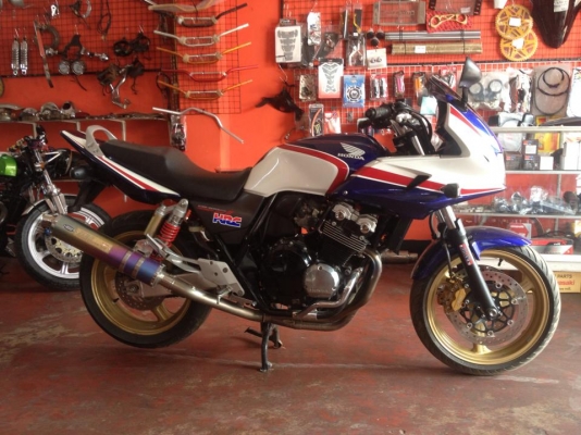 ขายtec3 vtr1000  sr400