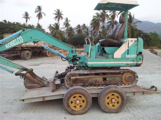 ขาย แม็กโครเล็ก Kobelco ขาย แม็กโครเล็ก Kobelco