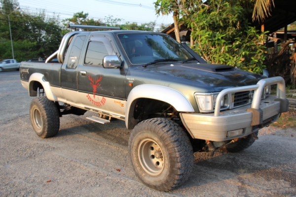 4WD ปี 97เพาเวอร์ เครื่องดี คานหน้าเดิม รอบนอกบาง ชัชชีสวย ขับดี แอร์เย็น ฟรีล็อก เทอร์โบ