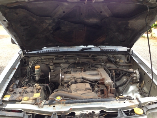 ขายด่วน นิสสันฟอรนเทีย  เครื่องเจ ติดแก๊ส LPG นิ่งมาก สภาพเยี่ยมราคาถูก