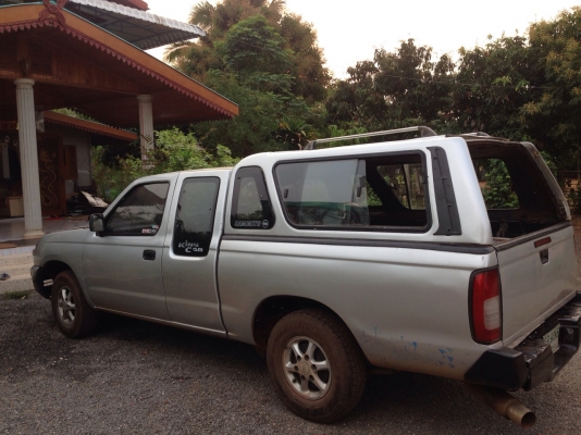 ขายด่วน นิสสันฟอรนเทีย  เครื่องเจ ติดแก๊ส LPG นิ่งมาก สภาพเยี่ยมราคาถูก