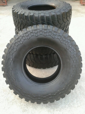 ขาย ยางMud MAXXIS 8060 Trepador  35R16ปี12
