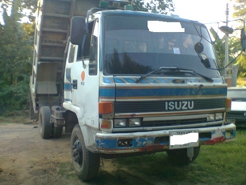 ขายรถบรรทุกหกล้อดั้มอีซูซูร็อคกี้FRR เครื่อง 175 แรงม้า 6BG1แน่นดีมากๆ ขายรถบรรทุกหกล้อดั้มอีซูซูร็อคกี้FRR เครื่อง 175 แรงม้า 6BG1แน่นดีมากๆ