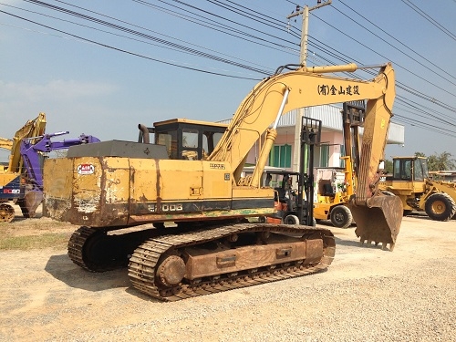 ขายรถแบคโฮ CAT E200B นำเข้าจากญี่ปุ่น หรือขายดาวน์ 450000 บาท มี VDO ครับ สภาพสวย คอนโทรลสั้น ติดต่อ 089-8368497/081-2990958