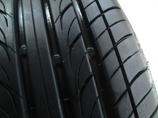 ขายยาง DEESTONE VINCENT 205-55-16 ปลายปี13 (1คู่)