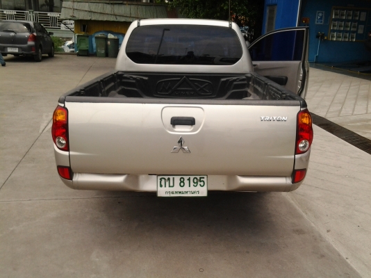 mitsubichi triton ปี06